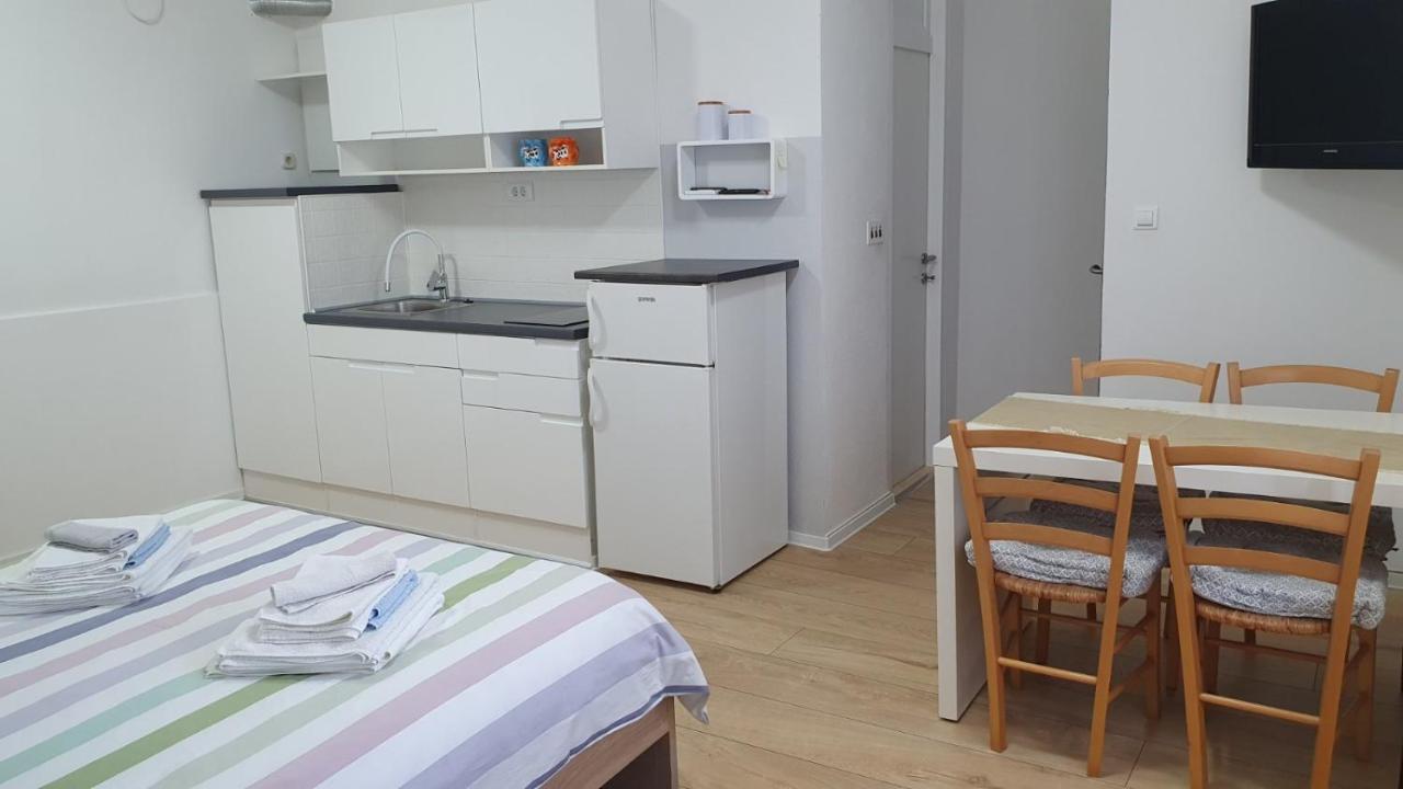 Apartments Vera Барбаріґа Екстер'єр фото