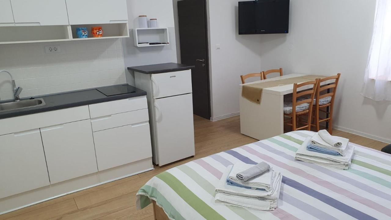 Apartments Vera Барбаріґа Екстер'єр фото